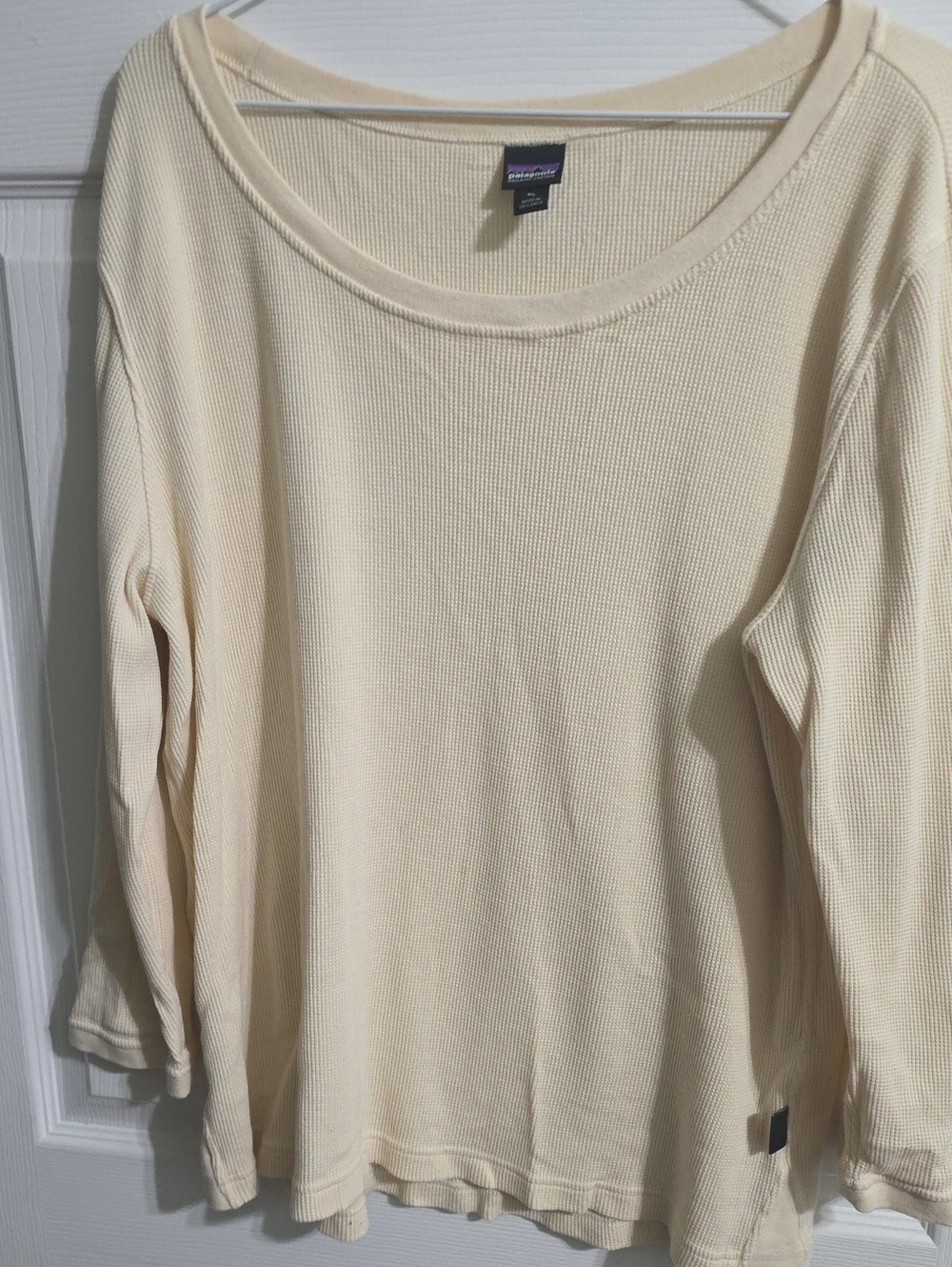 Patagonia Women's Cream Long Sleeve Thermal Top